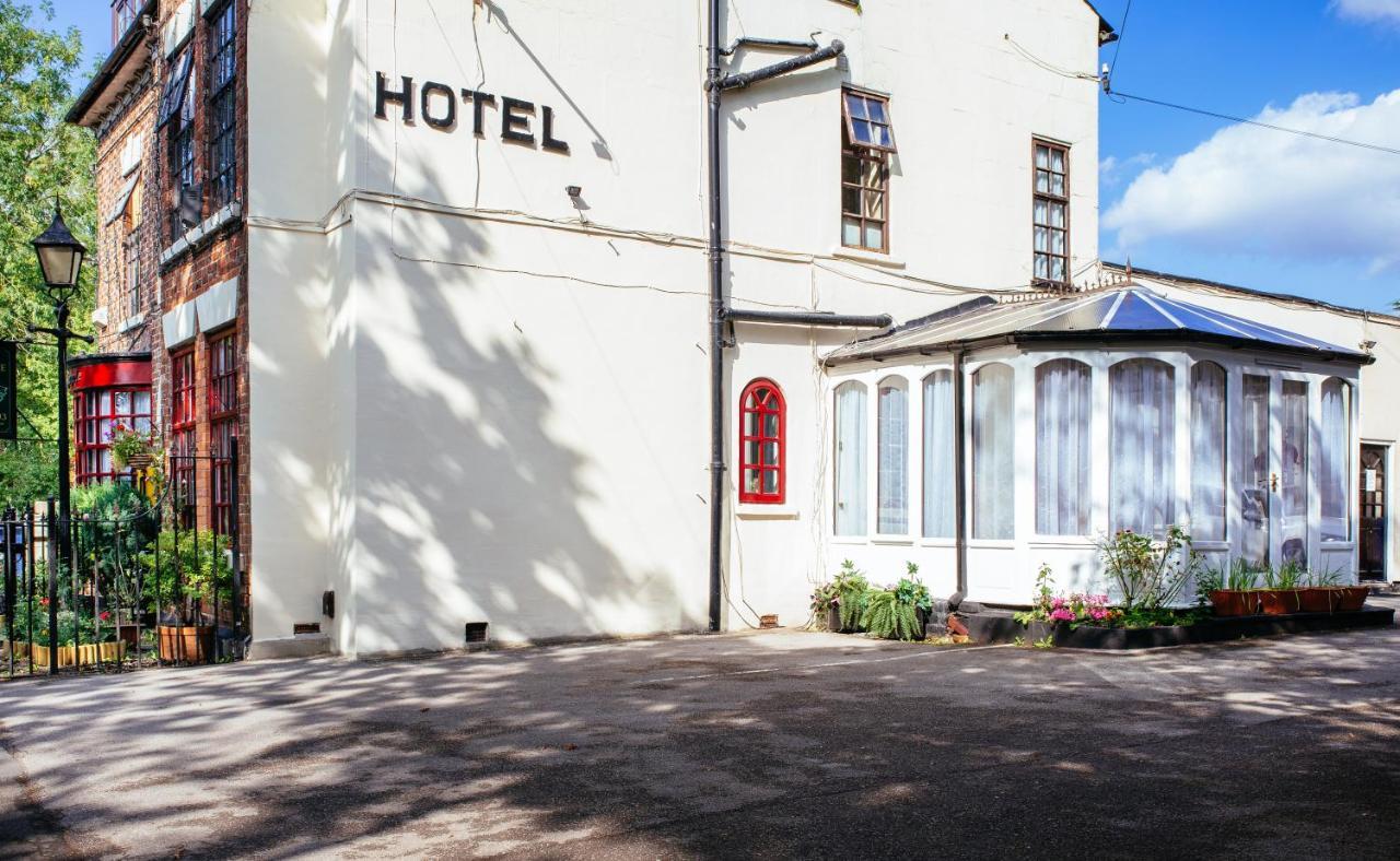 Pymgate Lodge Hotel Manchester Airport Cheadle  Exterior photo